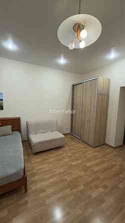 Сдам квартиру Пушкинская 8 Дерибасовская высокие потолки/толстяе стены Одесса