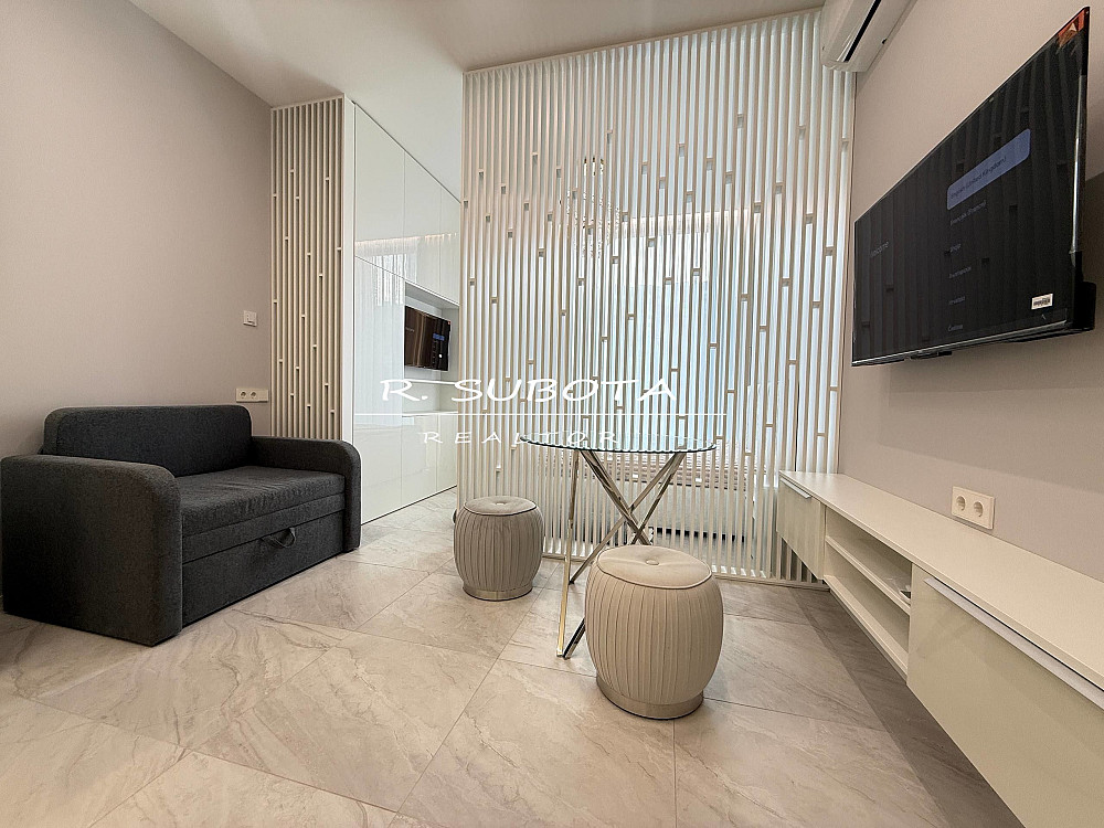 1.к. студия ЖК Маяк 38м2 Набережная Фестивальный Дельмар Порт Сити Днепр - изображение 1