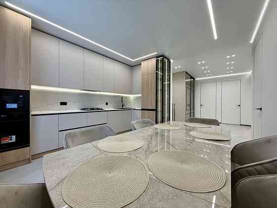 Шикарна 3кім з якісним ремонтом в ЖК поруч озера! 6 поверх! Івано-Франківськ