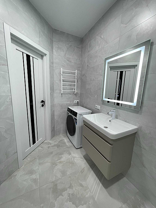 Гарна квартира у жк 59 Перлира на вул.Сахарова Крижанівка - зображення 8