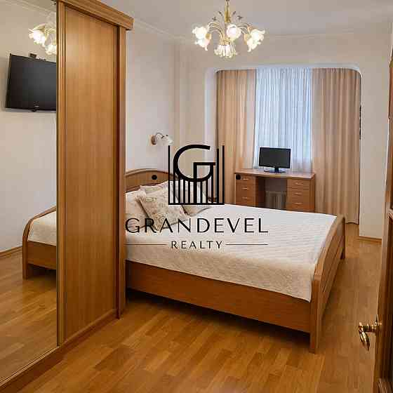 Продаж 2к квартири вул.Героїв Дніпра 19. Оболонь Київ