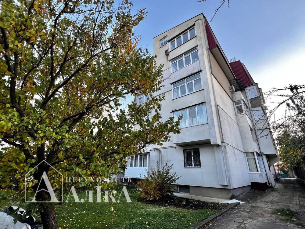 3-кімнатна квартира в новому будинку в затишному місці Kam`ianets-Podilskyi - photo 1