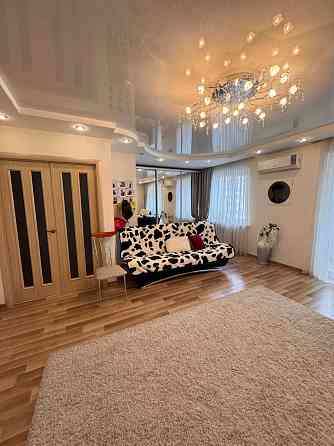 Продается 2 -х комн.квартира Бородинский мкрн 68 кв.м. Запорожье