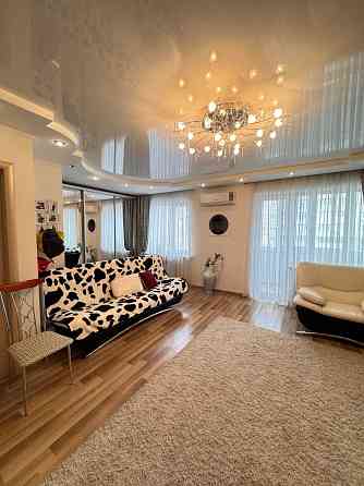 Продается 2 -х комн.квартира Бородинский мкрн 68 кв.м. Запорожье