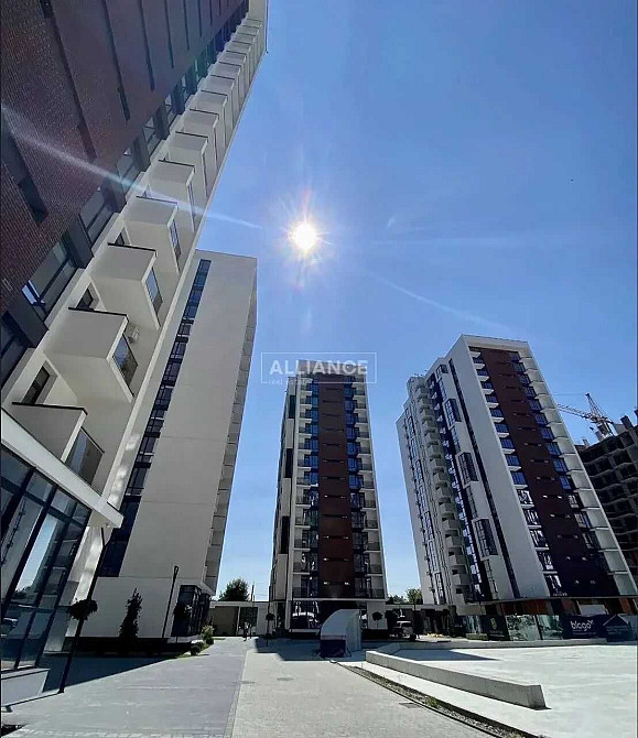 Стильна однокімнатна квартира у ЖК біля озера Манхеттен Івано-Франківськ - зображення 4