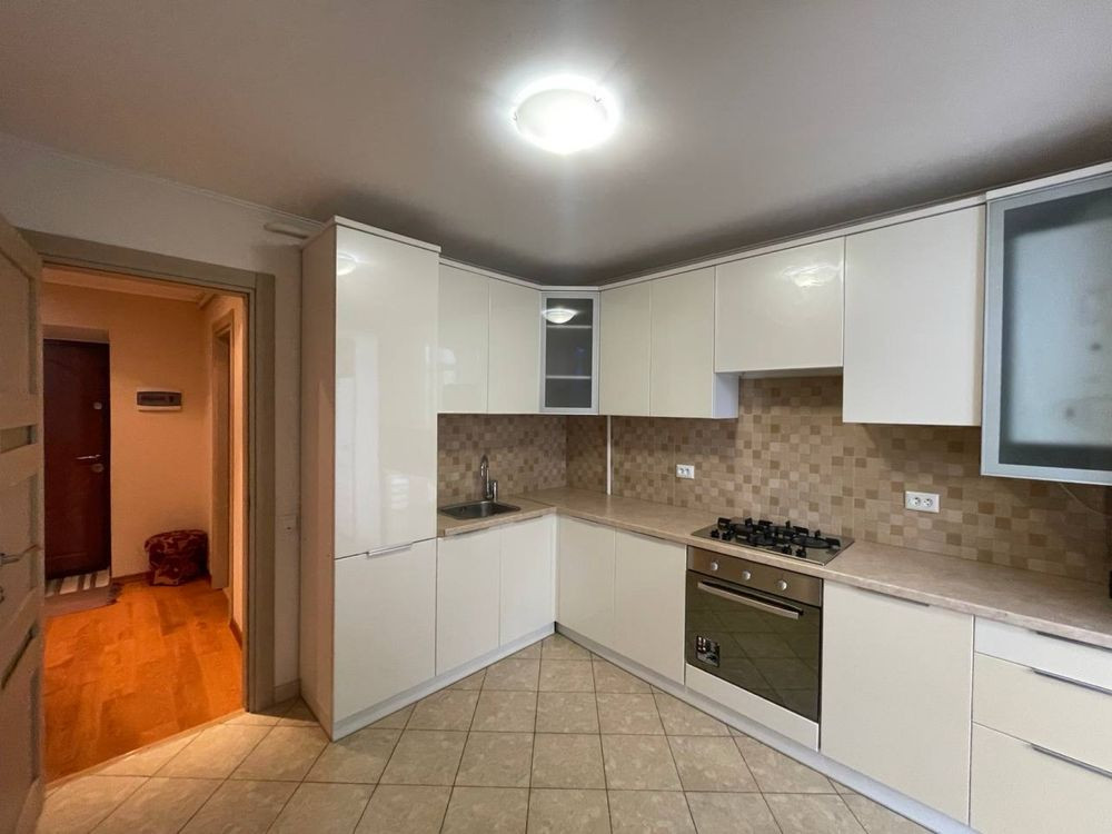 Акуратна 2-кімнатна в якісному будинку !вул.Молодіжна Івано-Франківськ - зображення 1