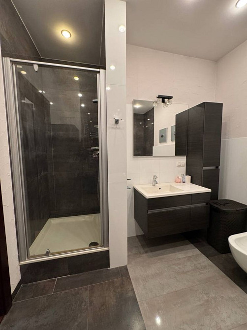 Продаж 3-кім квартири з ремонтом в новобудові на проспекті Чорновола Lviv - photo 2