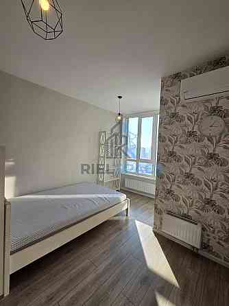 Видова 1-к квартира біля м. Лівобережна Ремонт + Техніка Киев