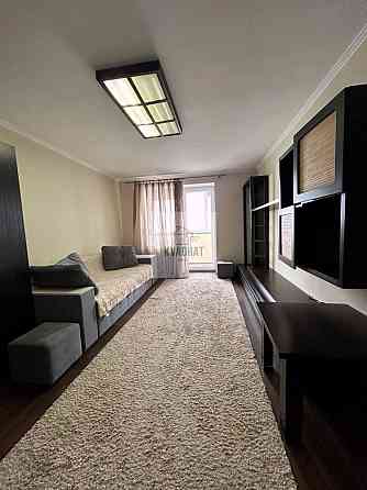 Продам 3-кімнатну квартиру з меблями та технікою у новому будинку Kam`ianets-Podilskyi