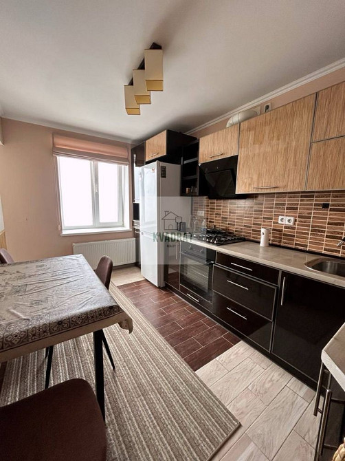 Продам 3-кімнатну квартиру з меблями та технікою у новому будинку Kam`ianets-Podilskyi - photo 2