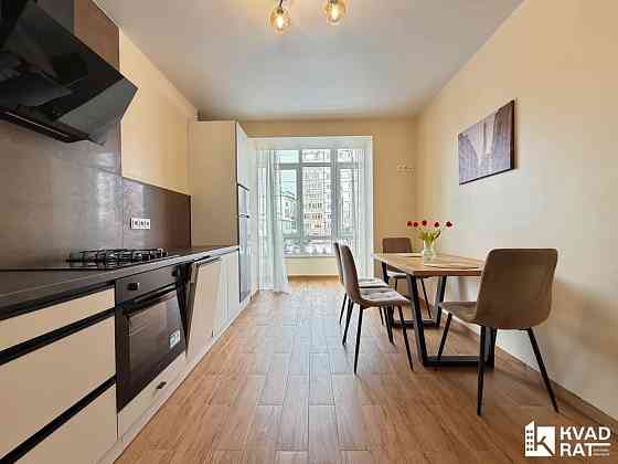 Велика 1 кім квартира в обжитій новобудові, 2 поверх Терміново! Івано-Франківськ