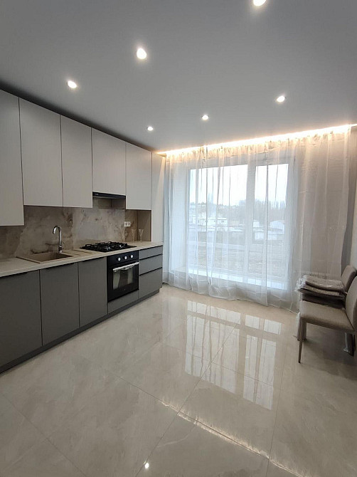 1-к квартира з ремонтом та кухнею в ЖК Continent Ray по сертифікату Буча - изображение 3