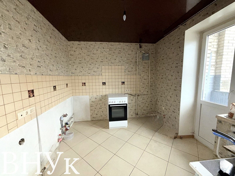 Продаю 3-кімнатну квартиру в районі Варшавського ринку Луцьк - зображення 5