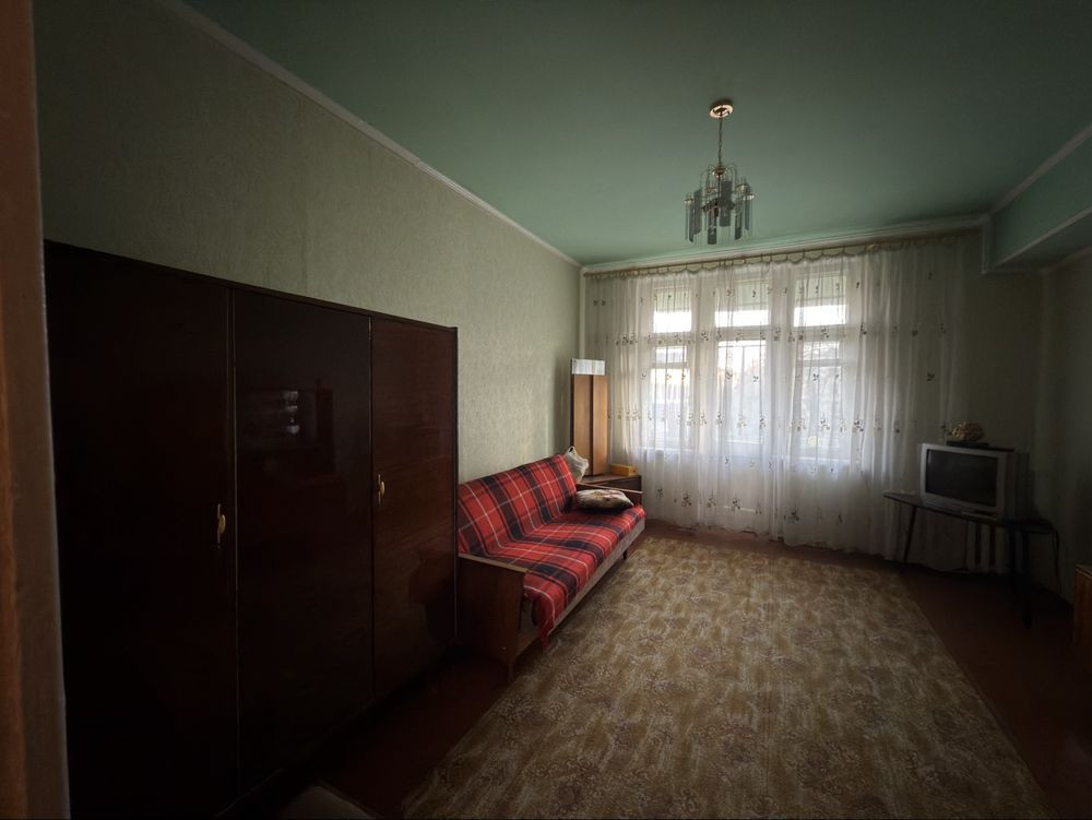 Оренда двушка  по вулиці Січеславська район Піонеру Кривой Рог - изображение 2