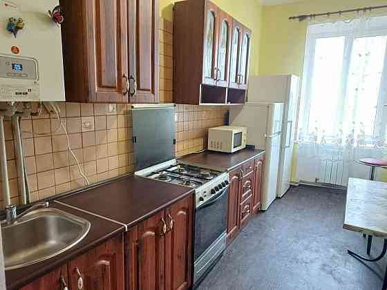 Сдам 2кв4/5 АО сталинка Васильевская 10000 грн. Каменское (Запорожская обл.)