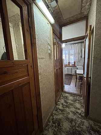 Сдам 1 комнатную большую квартиру на  левом берегу Каменское (Запорожская обл.)