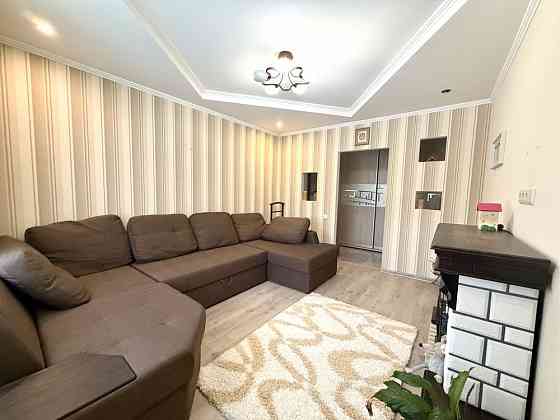 Здається 2 кімнатна квартира на пісках південний мк-н Запорожье