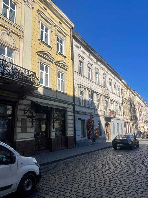 Продаж квартири в центрі на вул. Коперника Львів - зображення 1