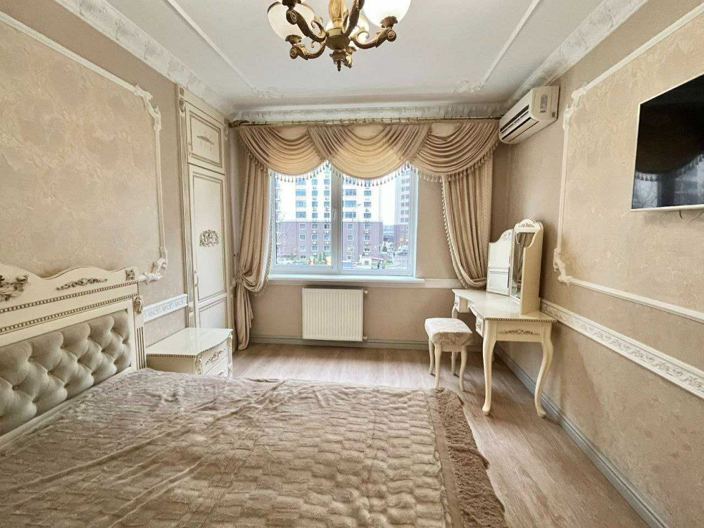 Двокімнатна з добротним класичним ремонтом на вулиці Сахарова Odesa - photo 3