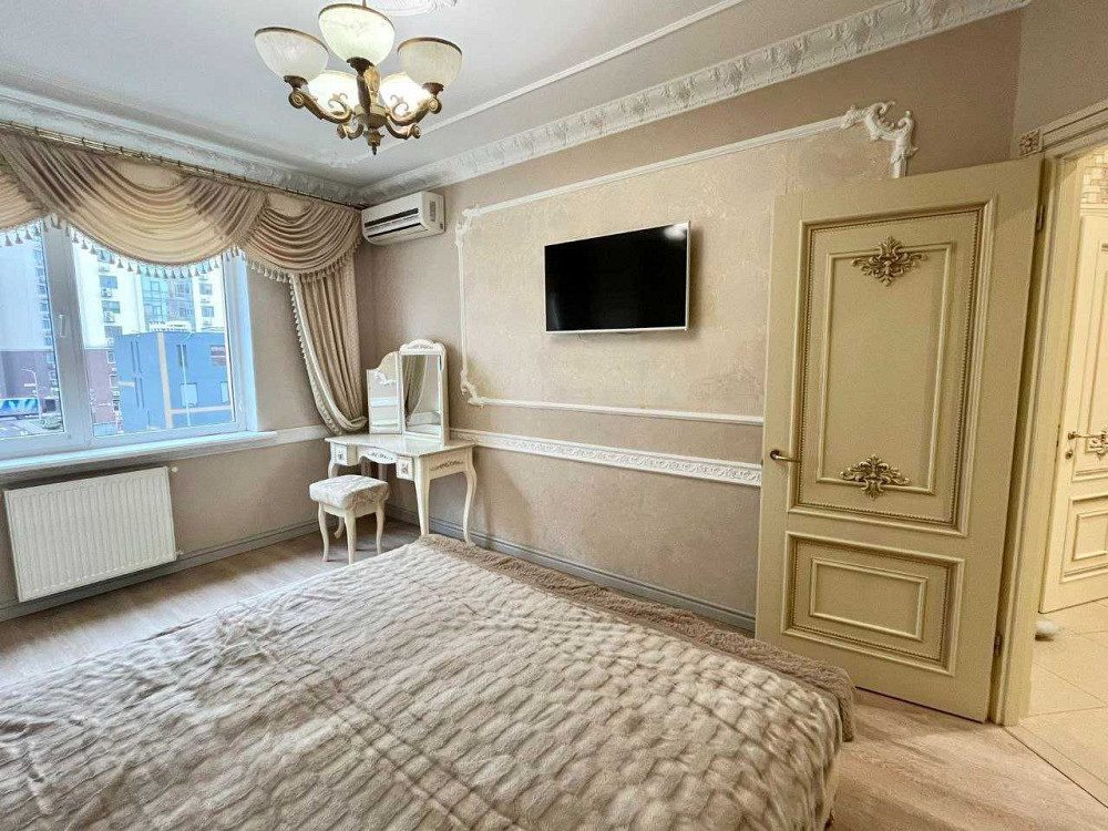 Двокімнатна з добротним класичним ремонтом на вулиці Сахарова Odesa - photo 1