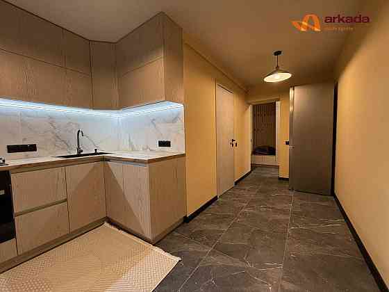 Продаю двокімнатну квартиру з терасою в центрі Богородчан. Богородчани