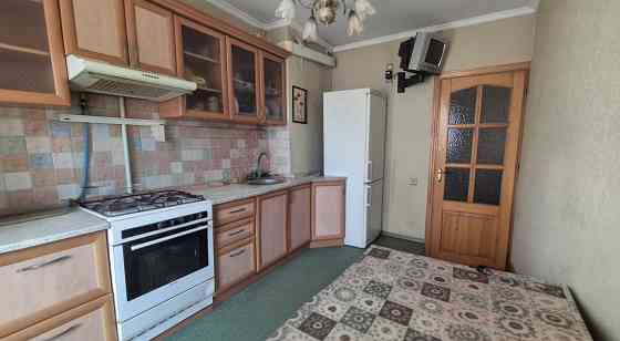 4-комн.квартира на Таирова по СУПЕР цене .Комора 4.9 кв.м. Три лоджиї Odesa