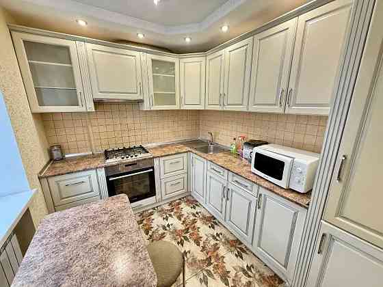 пр.Науки (Гагарина)Продам 2к кв, с ремонтом, Dnipro