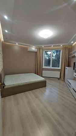 Довгострокова оренда 2к квартири на Прорезній з видом на сосни Буча