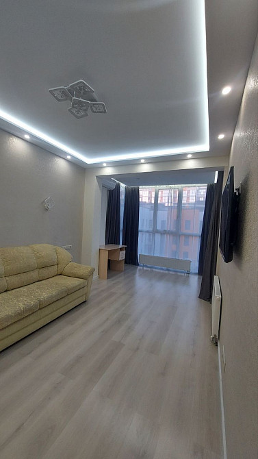 Довгострокова оренда 2к квартири на Прорезній з видом на сосни Буча - зображення 1