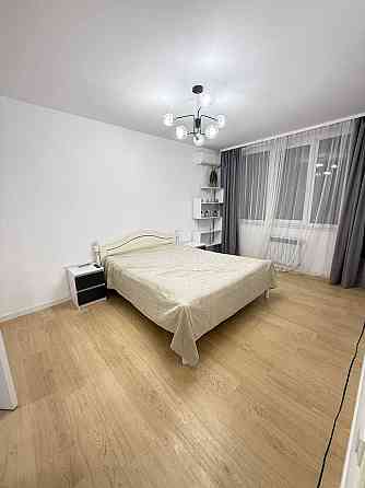 Оренда 1о кімн квартира Центр, вул. С. Сміта (Толстого) Rivne