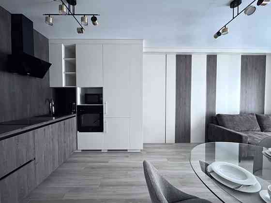 Квартира з паркінгом в ЖК Нова Англія.Перша Оренда.метро Васильківська Kyiv