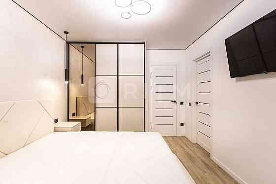 Оренда 1к квартири поруч міського озера в ЖК Manhattan UP Ивано-Франковск