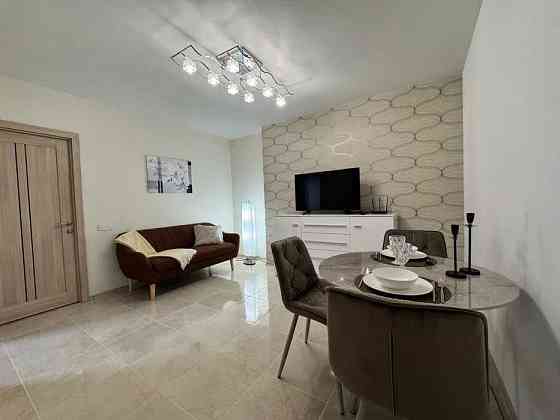 Оренда 2-кімнатної квартири біля метро Осокорки,Дніпровська набережна Kyiv