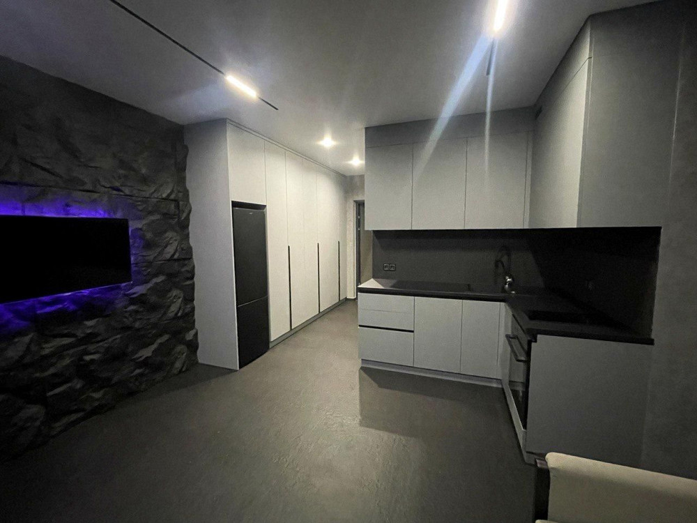 Продам 1-кімнатну квартиру-студію у ЖК «Lucky Land», Берковець. DT Киев - изображение 1