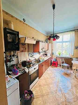 Продаж квартири в австрійському будинку 3к 105м центр Львова Чупринки Львів