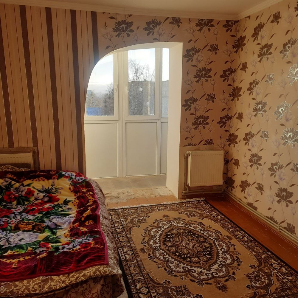 Продам 2х кім. Квартиру Овруч - изображение 1