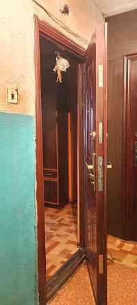 Продам двокімнатну по вул Черкасова Кривой Рог