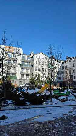 Квартира двостороння в новобудові з великою кухнею вітальнею Odesa