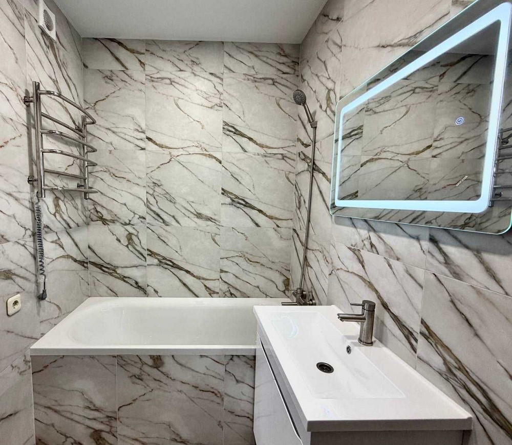 КВАРТИРА З НОВИМ РЕМОНТОМ! В сучасному ЖК Готова до заселення ! Ірпінь - зображення 4