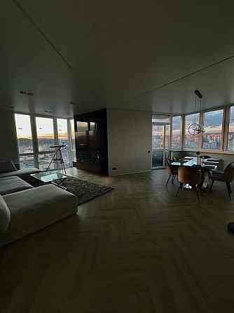 Панорамний пентхаус в ЖК «Щасливий Платинум», резервне живлення Львів