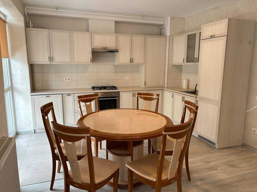 Оренда 2-рівневої кв. по вул. Джерельна в  ЖК Бельгійське Містечко Львів - зображення 2