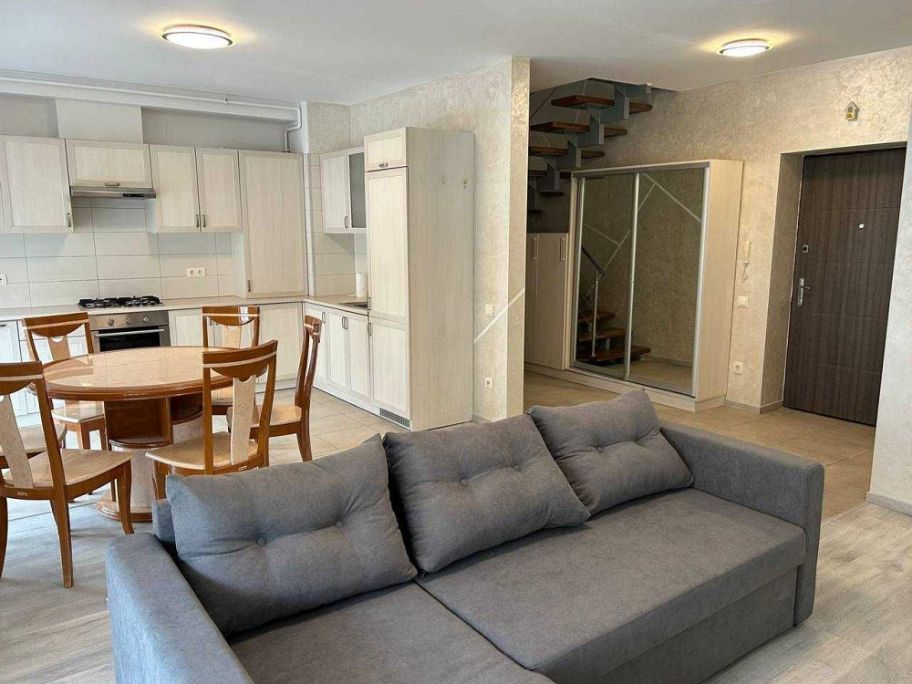 Оренда 2-рівневої кв. по вул. Джерельна в  ЖК Бельгійське Містечко Львів - зображення 1