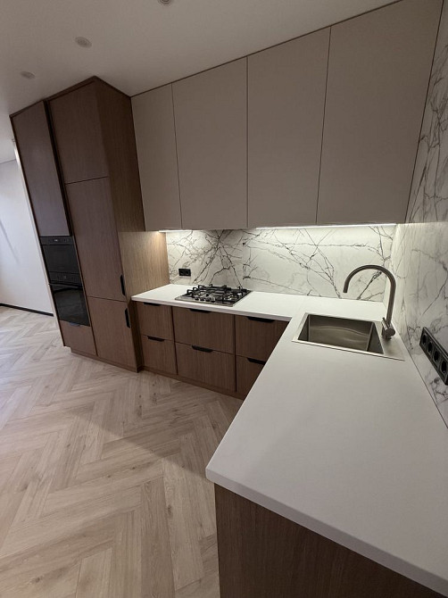 Цертр  Ірпеня! 2кКвартира з новим ремонтом! Біля школи та садочка! Ірпінь - зображення 1