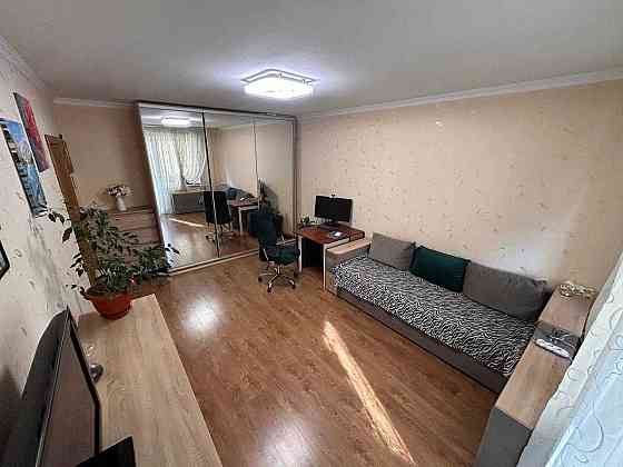 Затишна 1-к квартира 43 м² вул. Оноре де Бальзака 56 Київ