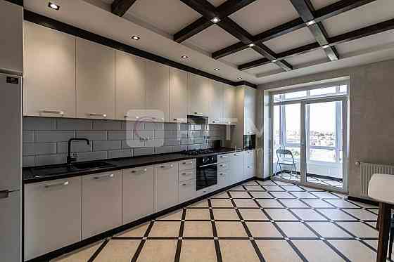 Оренда 2х кімнатної квартири в цетрі міста по мулиці А.Мельника 10 Ивано-Франковск