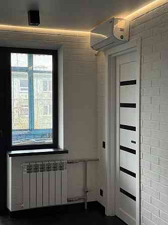 Продаж двокімнатної квартири на площі Визволення Кривой Рог