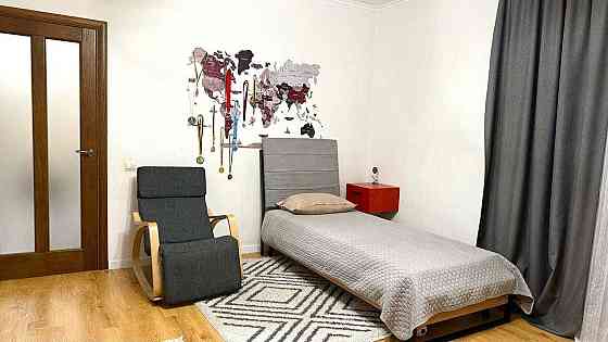 Двокімнатна ВЕЛИКА квартира, з кладовою в подарунок! Буча