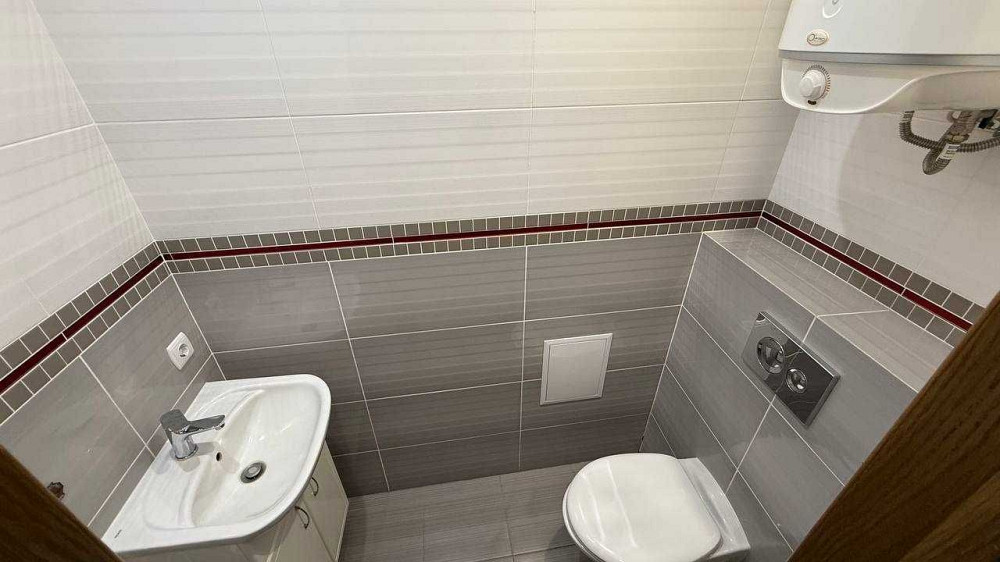 Двокімнатна ВЕЛИКА квартира, з кладовою в подарунок! Буча - изображение 8