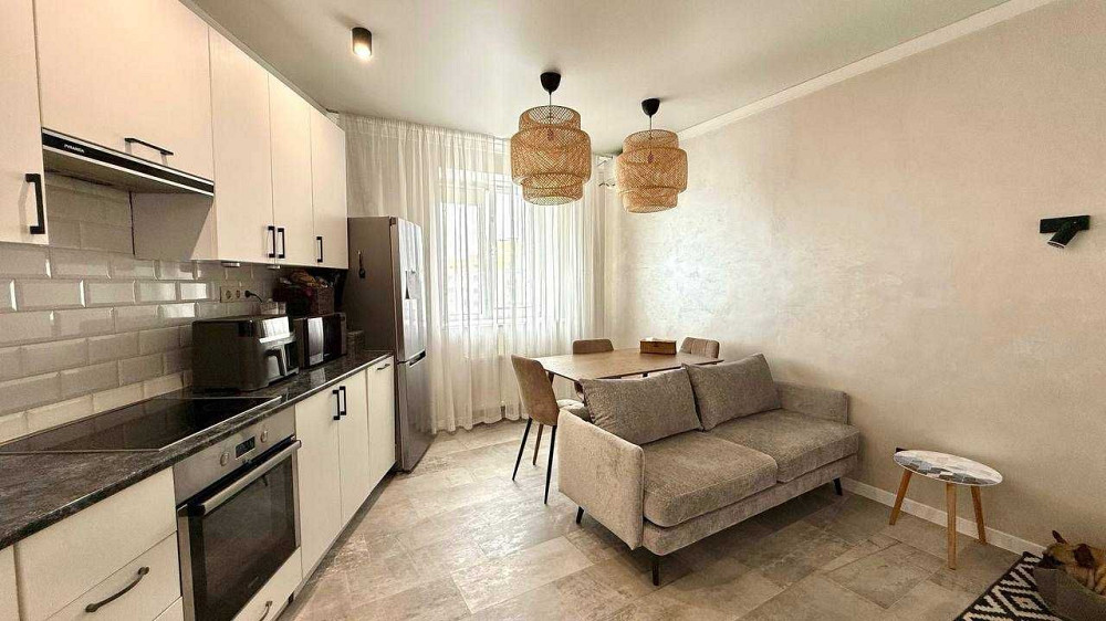 Двокімнатна ВЕЛИКА квартира, з кладовою в подарунок! Буча - изображение 1