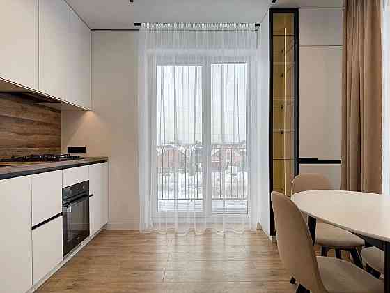 Продам! Однокімнатна з балконом біля озера на 3 поверсі Івано-Франківськ